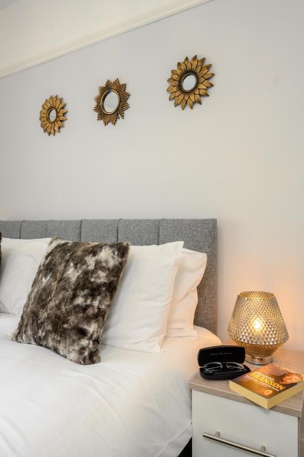 Mulberry House - Luxurious And Modern 4-Bed In Solihull Near Nec,Jlr, Airport, Resorts World, Hs2 מראה חיצוני תמונה