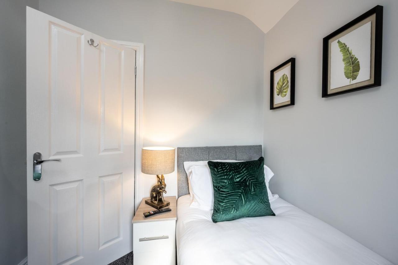 Mulberry House - Luxurious And Modern 4-Bed In Solihull Near Nec,Jlr, Airport, Resorts World, Hs2 מראה חיצוני תמונה